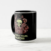 Mug Gothique Saint Valentin crâne avec Rose (Devant gauche)