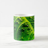 Mug Gouttes de pluie sur une feuille (Centre)