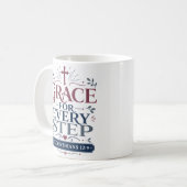 Mug Grâce pour chaque pas Citation de l'Écriture du ma (Devant gauche)