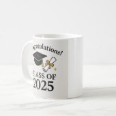 Mug  Graduation Class of 2025 – School Graduat (Devant gauche)