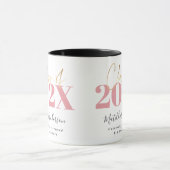 Mug graduation or rose élégant script moderne (Centre)