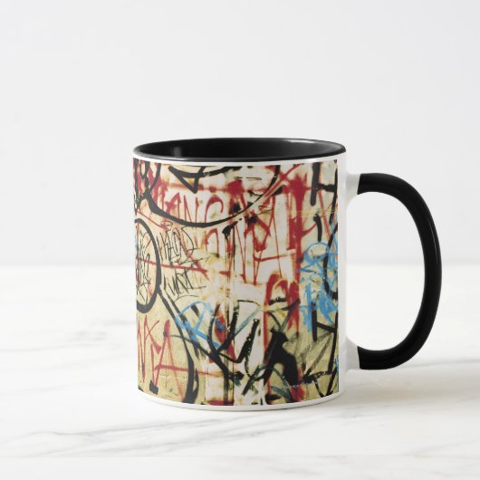 Mug Graffiti sur un mur (Droite)