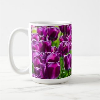 Mug Grand champ de tulipes pourpres