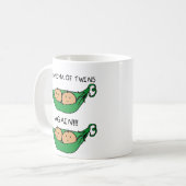 Mug Grand-maman de jumeaux de cosse encore (Devant gauche)