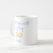 Mug Grand-maman fière des jumeaux de garçon (Devant gauche)