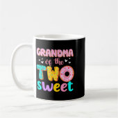 Mug Grand-mère du gâteau donut de la fille pour son 2e (Gauche)