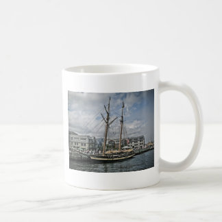 Mug Grand navire à Halifax
