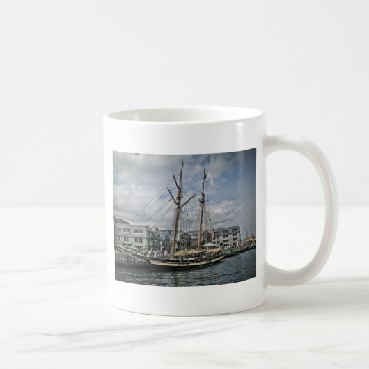 Mug Grand navire à Halifax (Droite)