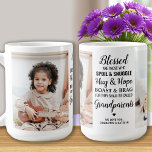 Mug Grand-parents Personnalisé Grand-mère Grand-père 2<br><div class="desc">Célébrez vos grands-parents avec une tasse à café photo personnalisée. Cette tasse de citation de grands-parents unique est le cadeau parfait que ce soit un anniversaire, un grand-parents jour ou Noël. Nous espérons que votre cadeau de grand-parent gardien spécial deviendra un souvenir précieux pour les années à venir. . Citation...</div>