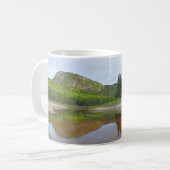 Mug Grande réflexion de tête à Sand Beach (Devant gauche)