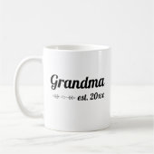 Mug Grandma de script Lettré à la main Année établie (Gauche)