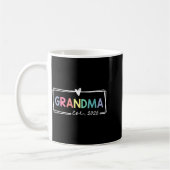 Mug Grandma Est 2026 Promoted To Grandma 2026 For Gran (Gauche)