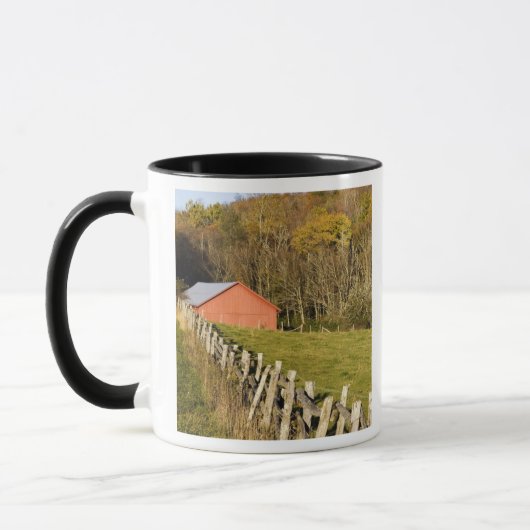 Mug Grange et fencerow rouges le long de l'arête bleue (Gauche)