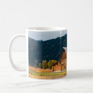Mug Grange rustique en bois rond dans Grand Teton Nati