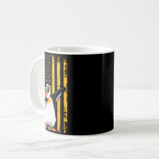 Mug Graphic Penguin Retro American Flag Funny Penguin  (Devant gauche)