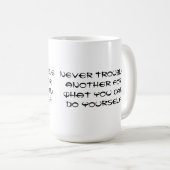 Mug Graphique de devis inspirant (Devant droit)