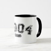 Mug Graphique Rétro Vintage 2004 Grunge Établie (Devant droit)