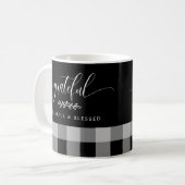 Mug Grateful Merci béni noir et blanc plaid (Devant gauche)