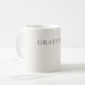 Mug Gratitude – Conception de typographie minimale (Devant gauche)
