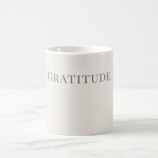 Mug Gratitude – Conception de typographie minimale (Centre)