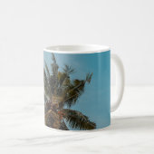 Mug Green coconut tree under blue sky (Devant droit)