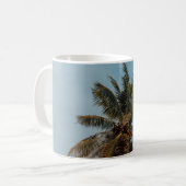 Mug Green coconut tree under blue sky (Devant gauche)
