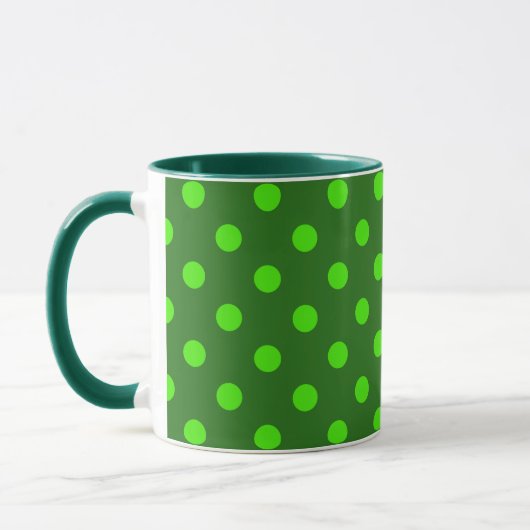 Mug Green On Dark Green Polka Dots Pattern Design  (Gauche)