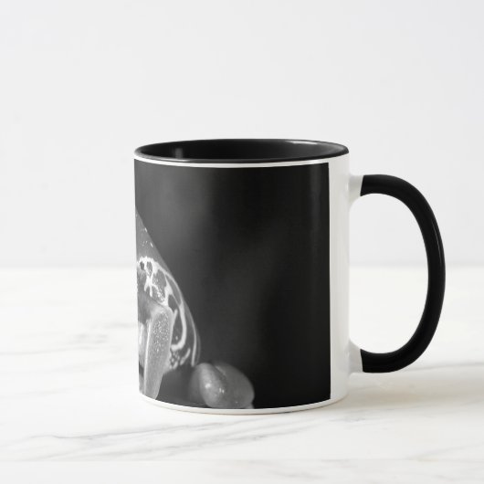 Mug Grenouille d'arbre observée par rouge (Droite)