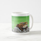 Mug Grenouille sur un rocher (Devant droit)
