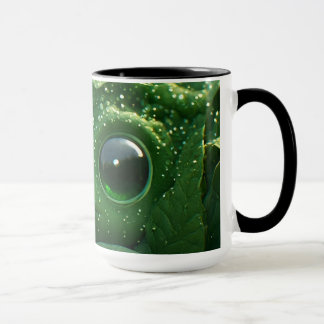 Mug Grenouille verte mignonne cachée dans des feuilles
