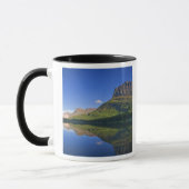 Mug Grinnel Point et Allen Mountain se reflètent dans (Gauche)
