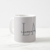 Mug Gris Taupe Moderne Style de Bureau Monogramme (Devant gauche)