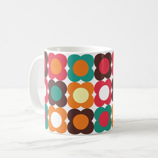 Mug Groovy 70s Retro Flower Pattern | Bold Boho Floral (Devant gauche)