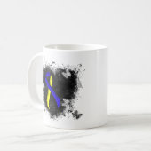 Mug Groupe de ruban de sensibilisation bleu et jaune (Devant gauche)