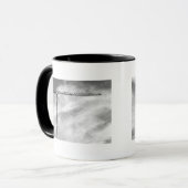 Mug Grue de construction et ciel photo noir et blanc (Devant gauche)