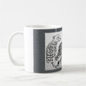 Mug Guépards sur le cuir gris de Faux (Gauche)