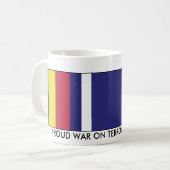 MUG GUERRE FIÈRE SUR LE VÉTÉRAN DE TERRORISME (Devant gauche)