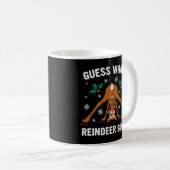 Mug Guess What Reindeer Butt Christmas Joke (Devant droit)