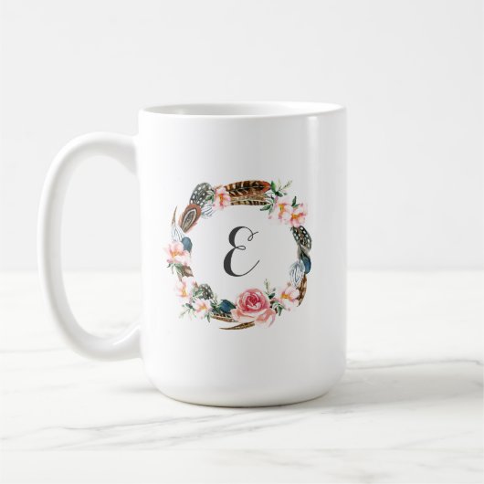 Mug Guirlande florale d'aquarelle avec le monogramme (Gauche)