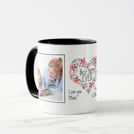 Mug Guirlande florale de coeur du meilleur rose de (Devant gauche)