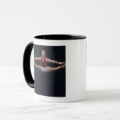 Mug Gymnaste masculin exécutant sur l'exercice de (Devant gauche)