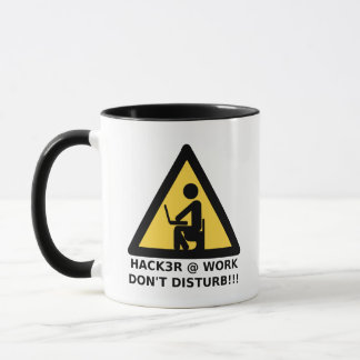 Mug Hacker au travail