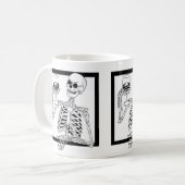 Mug halloween squelette boire du vin crâne drôle (Devant gauche)