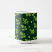 MUG HALLOWEEN VERT TRICK OU TRAITEMENT & COMPÉTENCES (Centre)
