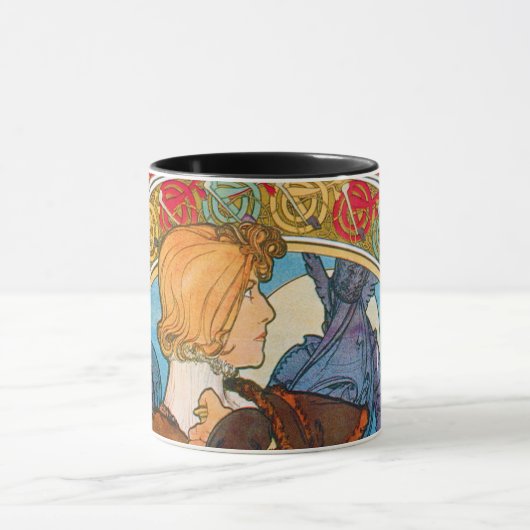 Mug Hamlet, Alphonse Mucha (Centre)