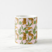 Mug Hand drawn tiger seamless pattern, big cats in dif (Centre)