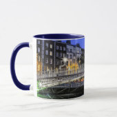 Mug Ha'penny Bridge, Dublin, Irlande photo pittoresque (Gauche)