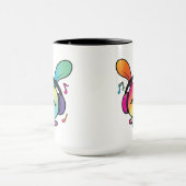 Mug Happy Bunny avec écouteurs écoutant de la musique. (Centre)