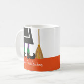 Mug Happy Halloween Jambes de sorcière et salle person (Devant gauche)