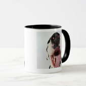 Mug Harlequin great dane avec la bouche ouverte, plan (Devant droit)